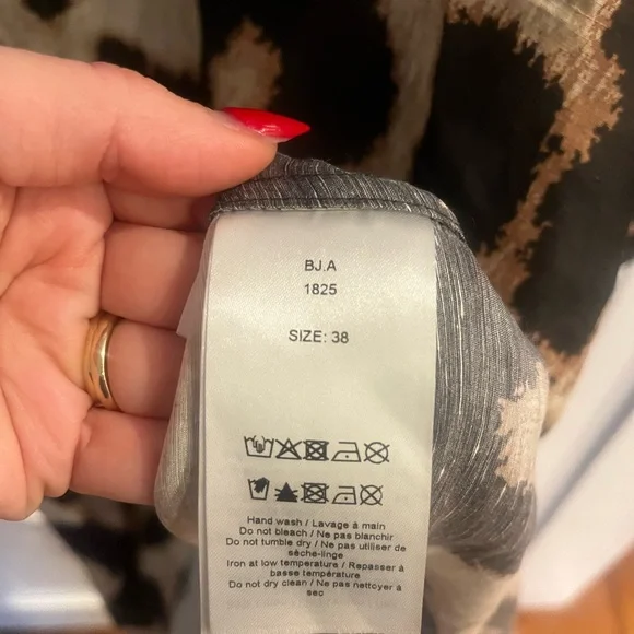 GANNI Beige and Black Animal Print V-Neck Dress - Picture 6 of 7